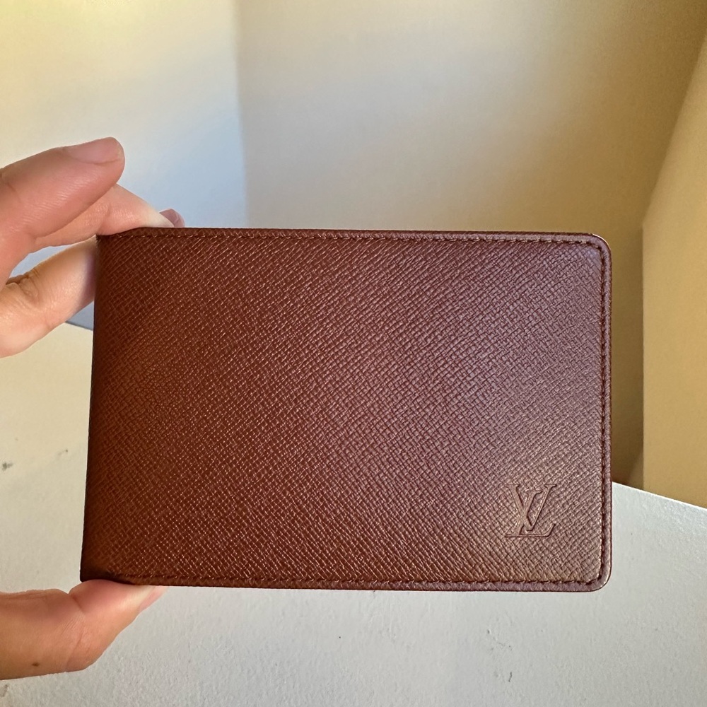 Louis Vuitton Leather bi-fold card/photo holder pocket organizer